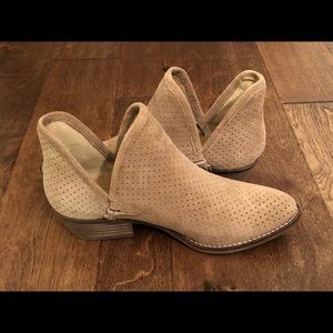 Never Worn - Lucky Brand Leather Booties - Size 8